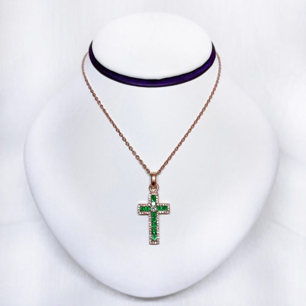 18K Rose Gold Green Emeralds and Diamonds Cross Necklace